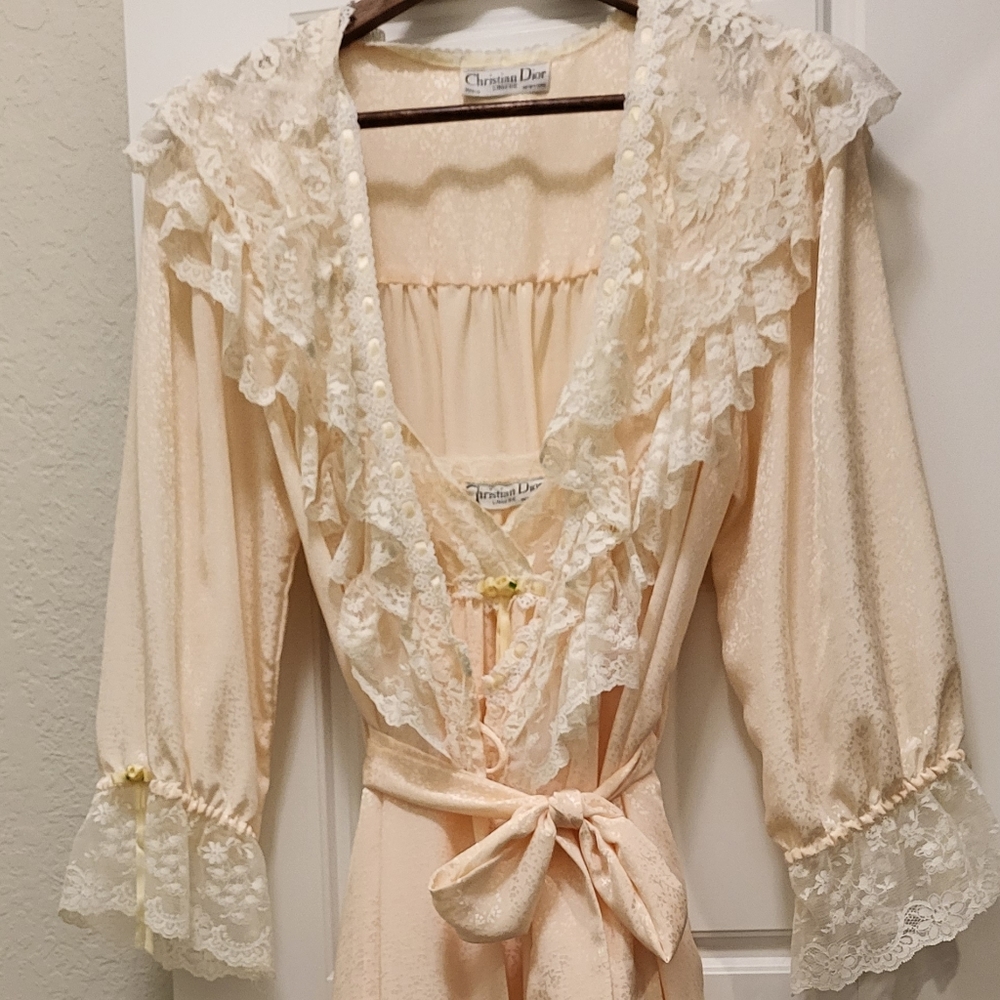 VINTAGE DIOR robe nightgown set